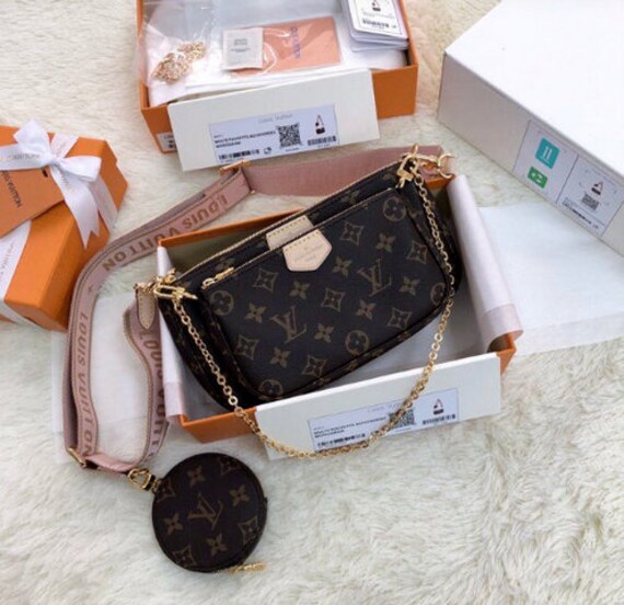 LOUIS VUITTON Multi Pochette Accessoires