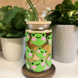 Frog Glass Cup, Iced Coffee Cup, Happy Frog Cup, Frog Lover Cup, Gift for Frog Lover, Toad Lover Glass, Toad Cup, Frog Tumbler, Animal Cup