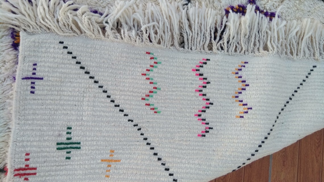 Berber bani ouarin Teppich. Lebendige lebendige Farben auf | Etsy