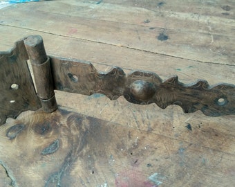 thumbnail image 2 of Pair Of Steel Parliament Hinges - Wide Throw Full Swing For French Doors - Antique Finish (7 Inch) 2 of 2