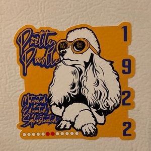 Pretty Poodle Cling