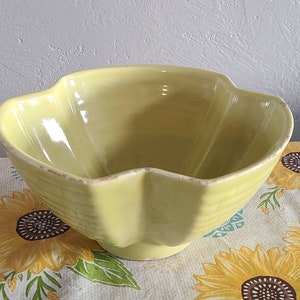 Vintage Ceramic Funny Shaped Mustard Yellow Bowl