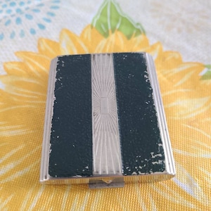Vintage Makeup Compact.