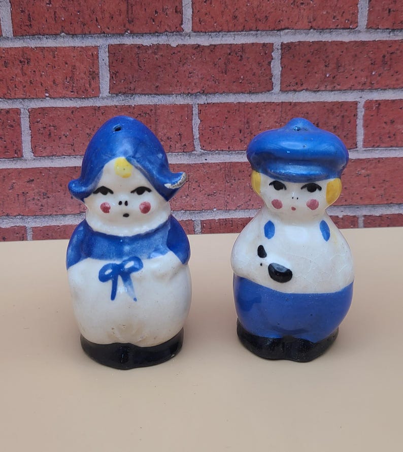 Vintage Dutch Boy and Girl Salt and Pepper Shakers - Etsy