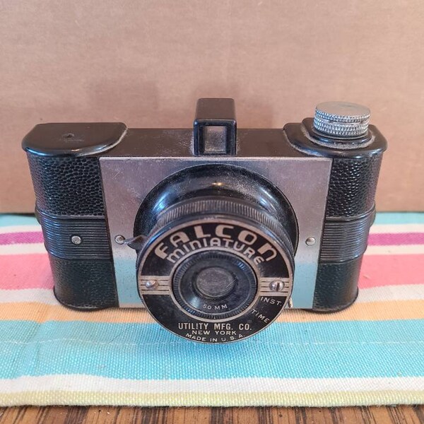 Vintage Camera, Falcon Miniature.