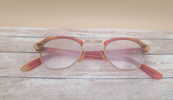 Vintage eyeglasses with case - image 2