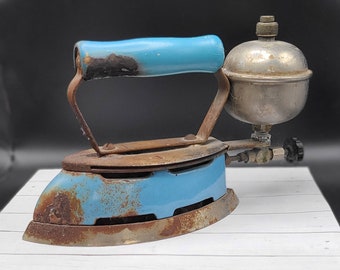 Vintage Coleman Steam Iron in Beautiful Chippy Blue.
