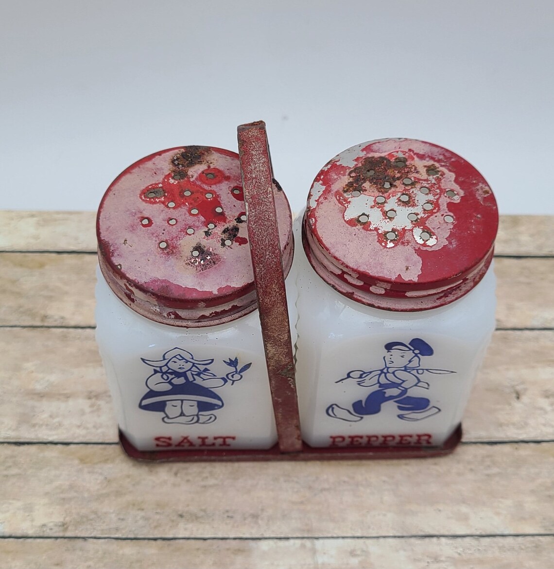 Vintage Dutch Boy and Girl Salt and Pepper Shakers - Etsy