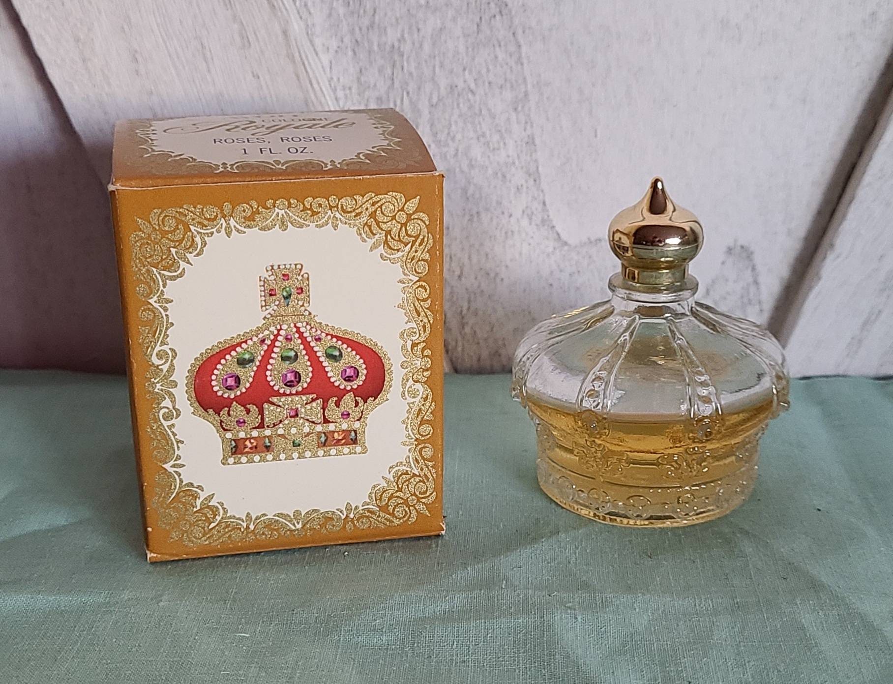 Vintage Avon Royale Roes Roses Perfume