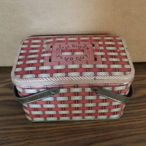 Vintage Dixie Queen Plug Cut Tobacco Tin.