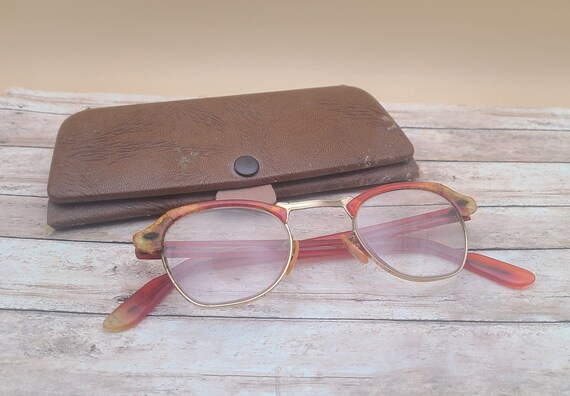 Vintage eyeglasses with case - image 1