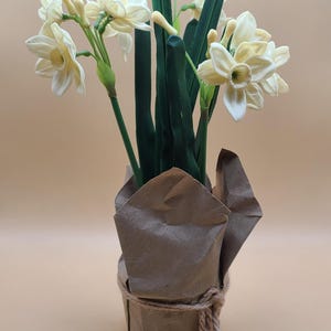 Small Artificial Daffodil Arrangement