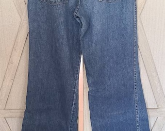 Vintage Womens Wrangler Bell Bottom Jeans 28x33