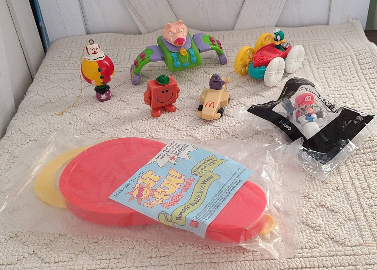7 Vintage Kids Meal Toys From Various Fast Food Restaurants. - Etsy