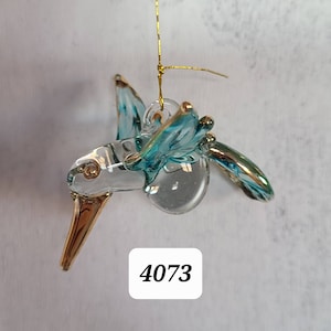 Vintage Glass Hummigbird Figurines.