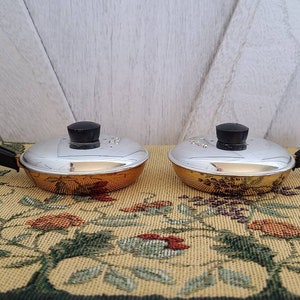 Vintage Frying Pan Salt and Pepper Shakers.
