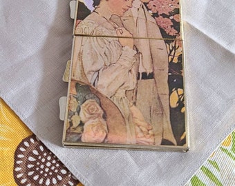 Vintage unique compact mirror.