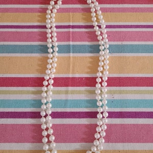 Vintage Faux Pearl Necklace.