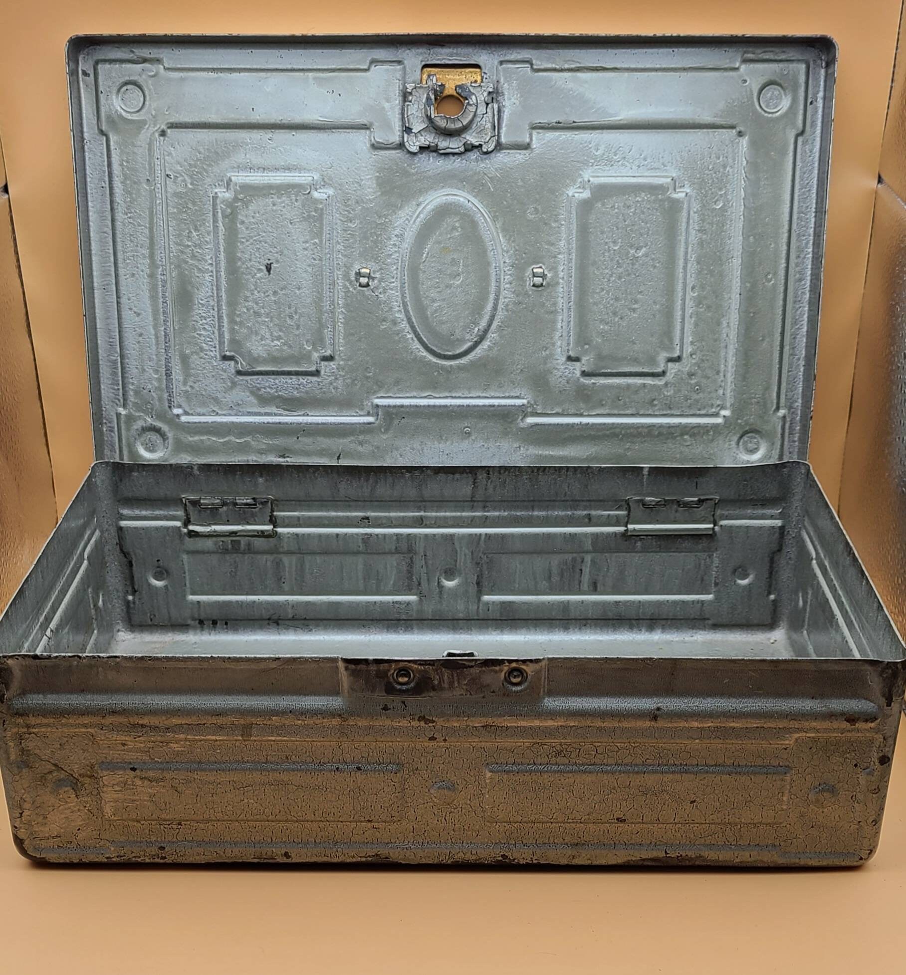 ビンテージ　メタル　コンテナ　ボックス　アンティーク　アメリカ　3個セット Vintage Metal Storage Box - Etsy