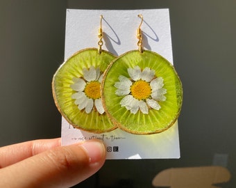 Best Birthday Gift for her/ Real Kiwi Flower Resin Earring/ Pressed fruit Botanical nature earring /Veggie earring/Christmas gift