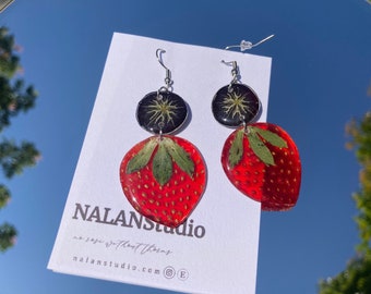 Fruit earring /Real Strawberry  blueberry earring /Birthday gift /resin earring/Valentine‘s Day gift/ gift for mom/jewelry for summer