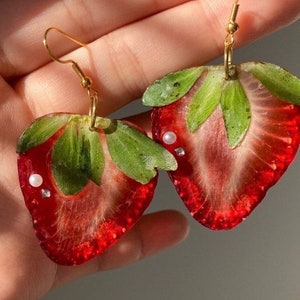 Fruit earring /high quality Real Strawberry Earring /Birthday gift /Valentine‘s Day gift/ gift for mom/jewelry for spring and summer/