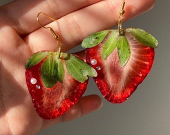 Real strawberry Earring/Fruit earring /high quality Earring /Birthday gift /Valentine‘s Day gift/ gift for mom/jewelry for spring and summer