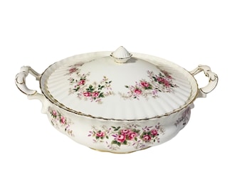 Vintage Royal Albert Lavender Rose covered vegetable tureen dish bone china England.