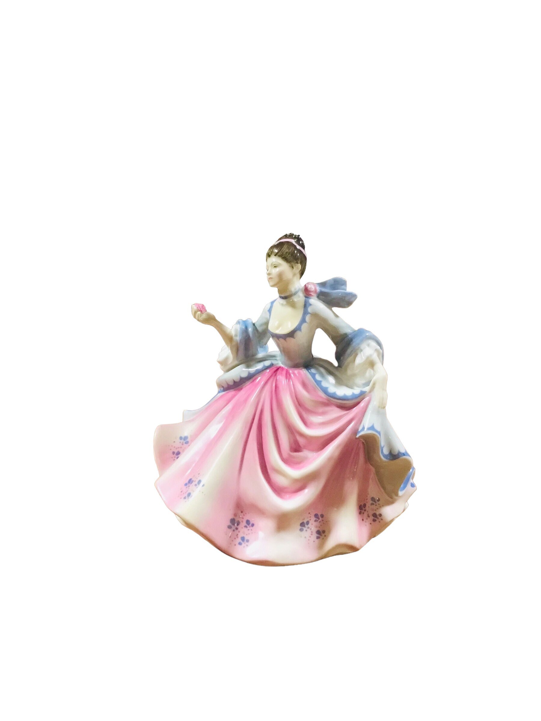 ヴィンテージの大型ロイヤルドルトン フィギュア レベッカ 7.8 インチ