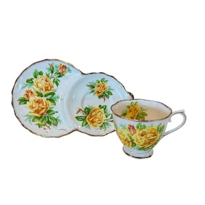 Royal Albert tea rose yellow rose tennis set, tea cup and sandwich plate, snack set tea gift English bone china