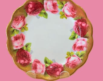 Plato de postre Royal Albert Old English Rose de oro macizo de 15,9 cm de diámetro con borde ondulado y porcelana fina rosa repollo, fabricado en Inglaterra. Precio por unidad.