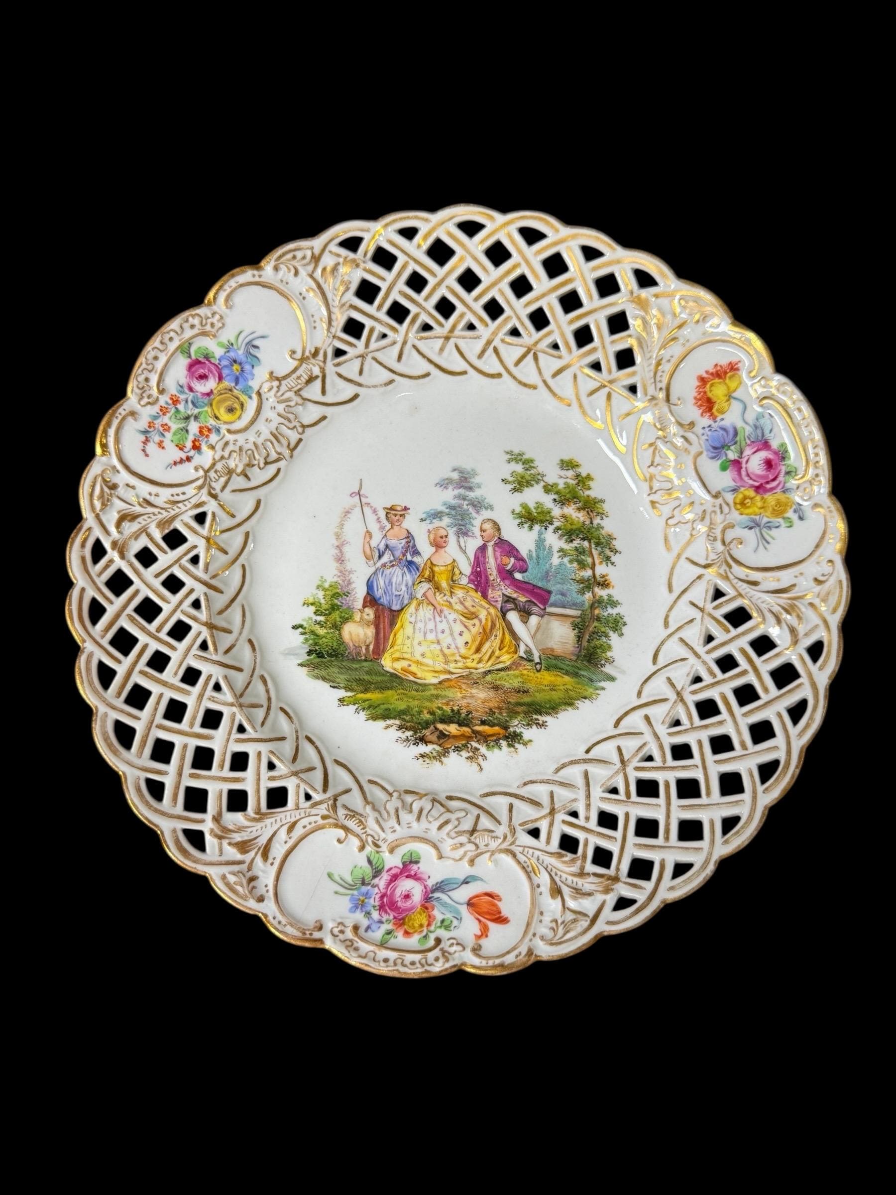 Antique Meissen Porcelain Display Plate: Hand-painted Courting