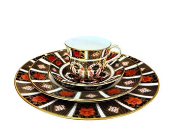  CROWN DERBY 1128 箱付き Royal Crown Derby Old Imari 1128 Pattern Ginger Jar 4 1/2” T With