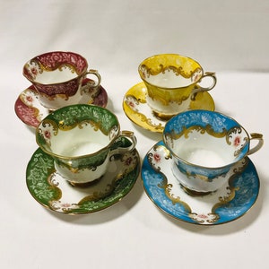 Beautiful Paragon England tea cups and saucers, by appointment to her Majesty’s Queen, rare, pink roses, gift for her