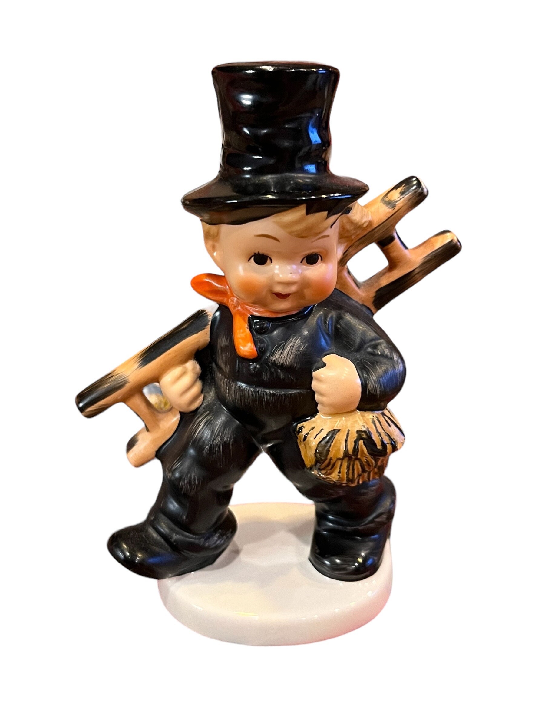 ヴィンテージの収集価値のあるドイツのフンメル人形 3 体セット、新品