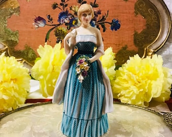 Royal Doulton Diana Princess of Wales HN 5061 Figurine Bone China