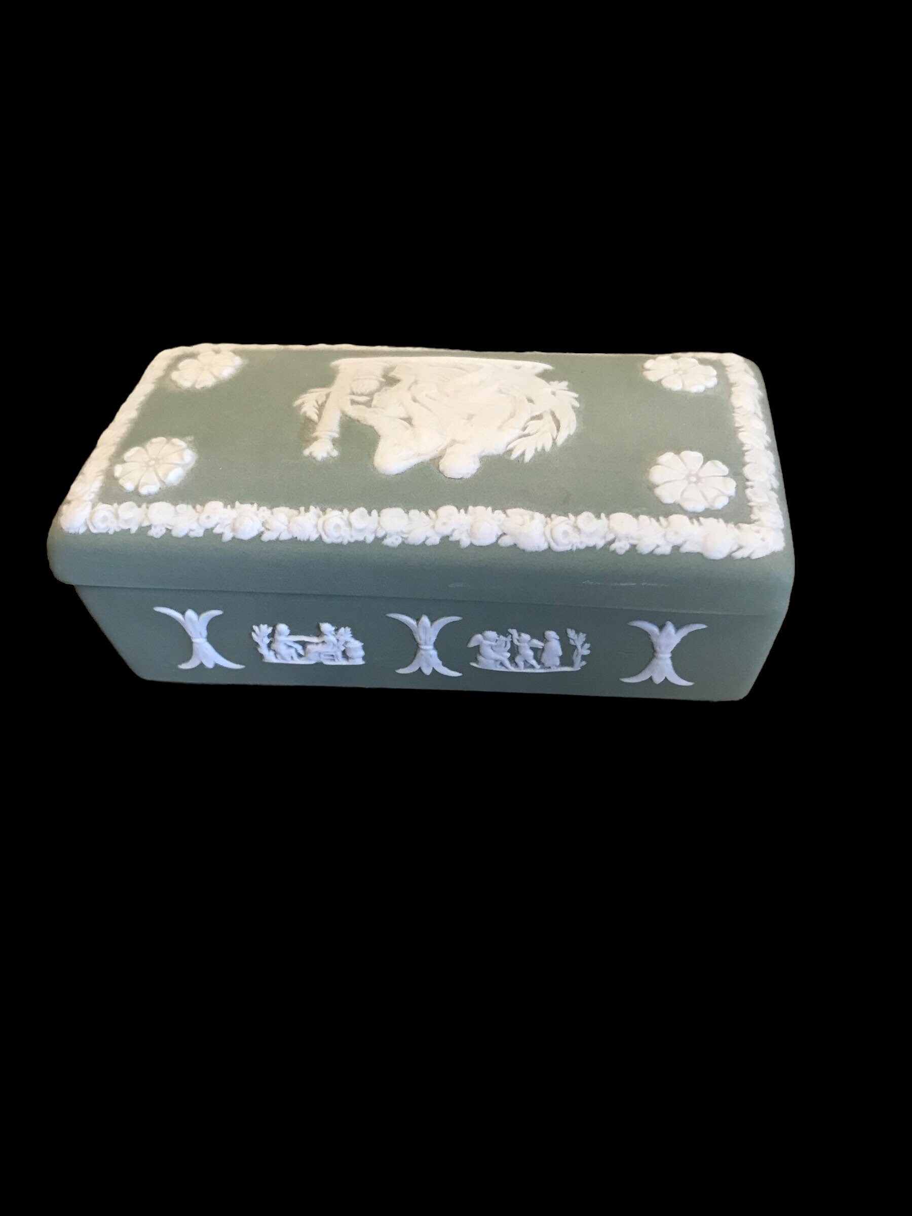  ジャスパー 小物入れ 蓋付き 英国製 ヴィンテージ WEDGWOOD ウェッジウッド Jasper ジャスパー】蓋付き小物入れ ハート