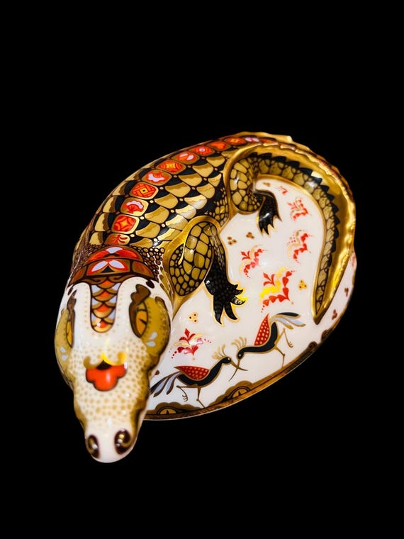 ロイヤル クラウン ダービー ペーパーウェイト 伊万里「クロコダイル