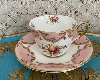 Unique vintage foley pink tea cup and saucer with pink roses fruits and star pattern, collectible English bone china