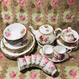 Royal Albert American beauty pink rose dinner set sold individually, cup saucer, plates, bowls, made in England