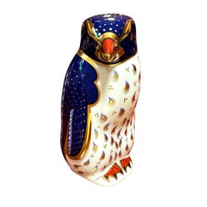 Royal Crown Derby Rockhopper Penguin Paperweight: Vintage Bone China Collectible