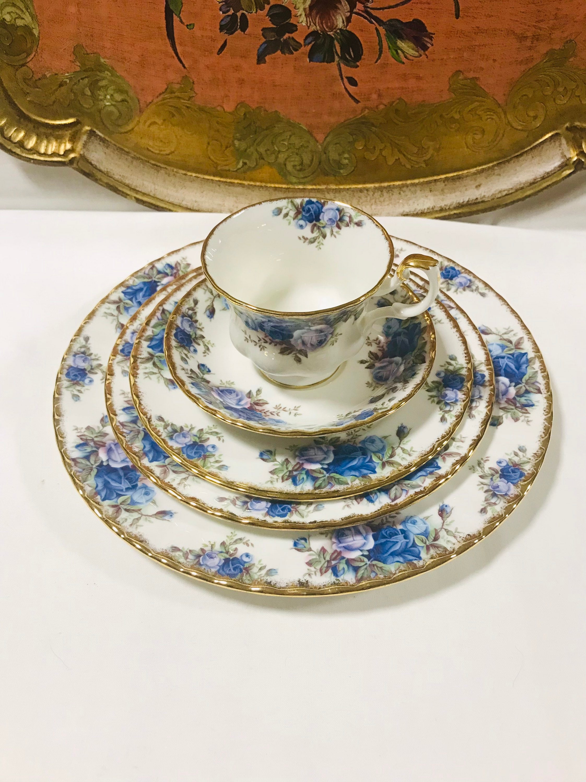 Royal Albert Moonlight Rose Dinner Set 5 Pieces Place Setting