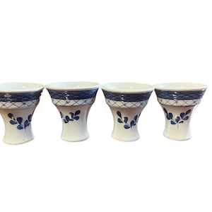 Conjunto de quatro porta-ovos Royal Copenhagen Tranquebar Blue, vintage Royal Copenhagen/Aluminia Danish, prato de servir, cerâmica dinamarquesa