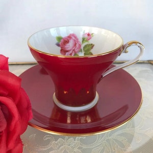 Tazza da tè con corsetto rosso Aynsley e piattino con rosa rosa, porcellana ossea da collezione aynsley, regalo per bevitore di tè