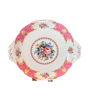 Vintage Royal Albert Lady Carlyle pink double handled Cake Plate 10” Pink Roses. Bone china England. New condition. Gorgeous gift for her.