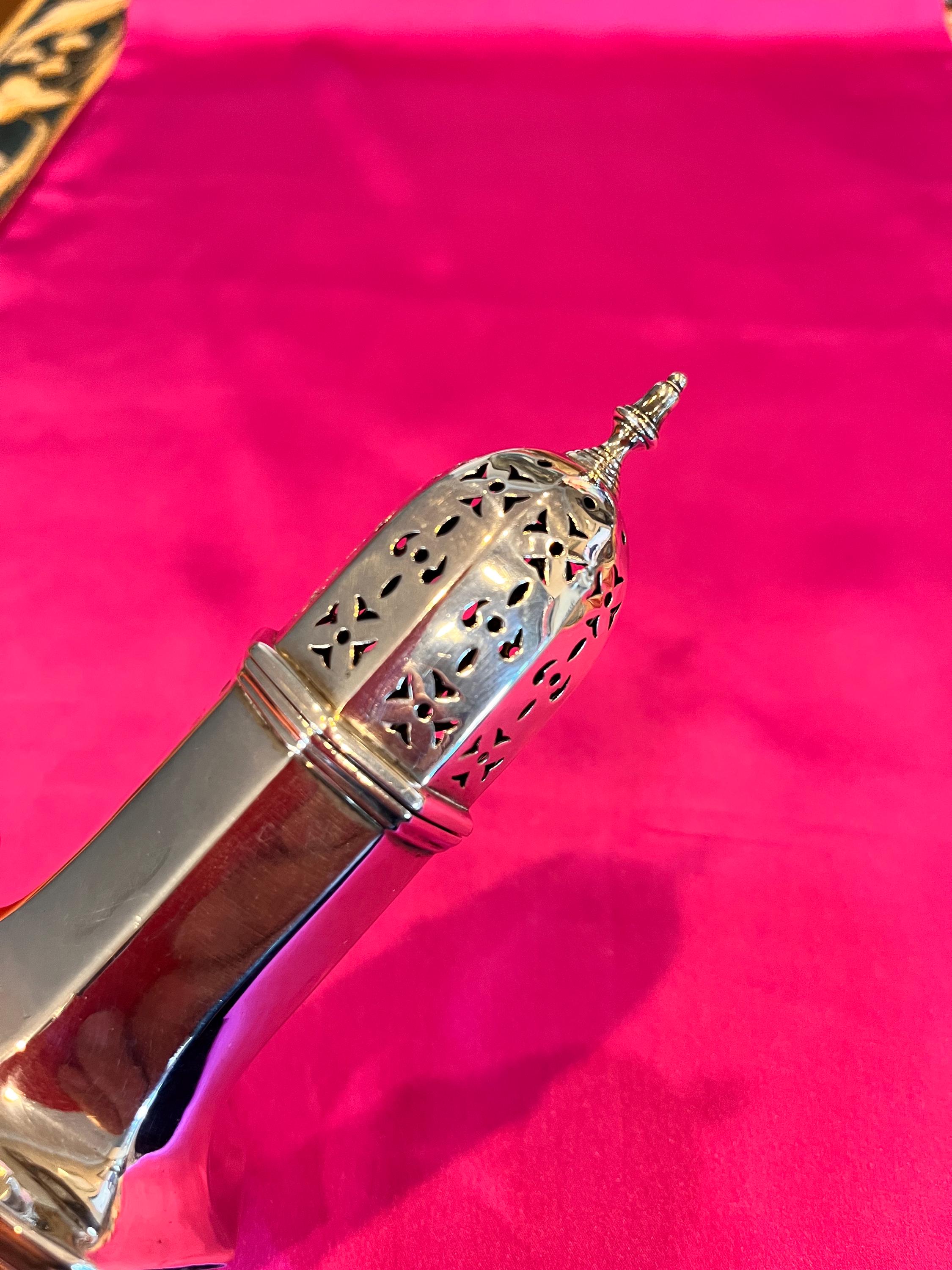 アンティークの刻印入りチェスター 1904 スターリング シルバー