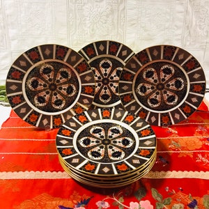 Price for each…Classic vintage  Royal Crown Derby 1128 Old Imari dinner plates 10.5” bone china England, 1st quality and special order.