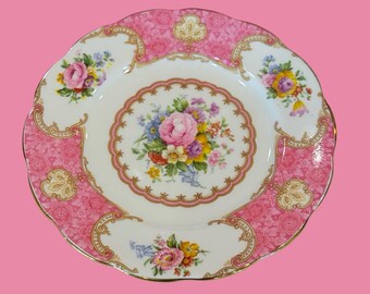 Piatto da dessert Royal Albert Carlyle, diametro 6 1/4”, in porcellana fine, prodotto in Inghilterra.