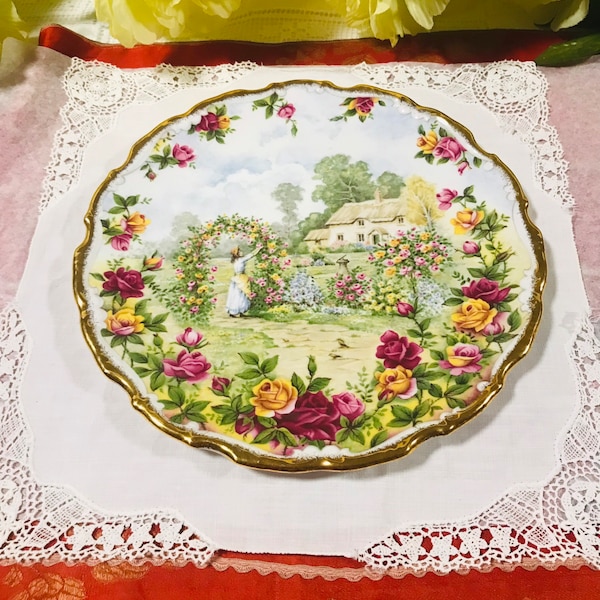 Vintage Royal Albert To celebrate the 25th Anniversary of Old Country Roses plate 8.25” bone china England, collectible gift for her.