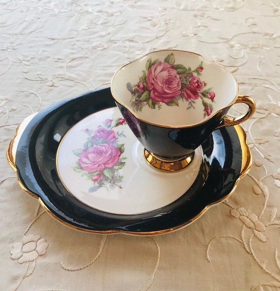 p*e様 ジョリーフルール TeaCup クラシカルフラワー ブラック ドレスト
